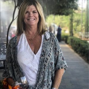 Meet your Posher, Denise